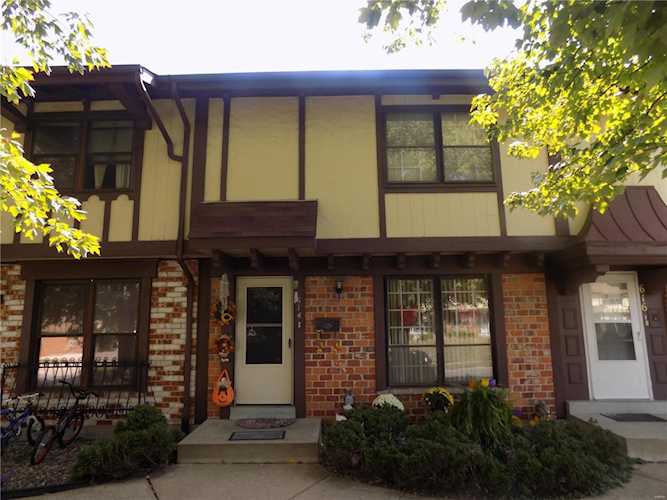 614 Rosetta Dr Florissant, MO 63031