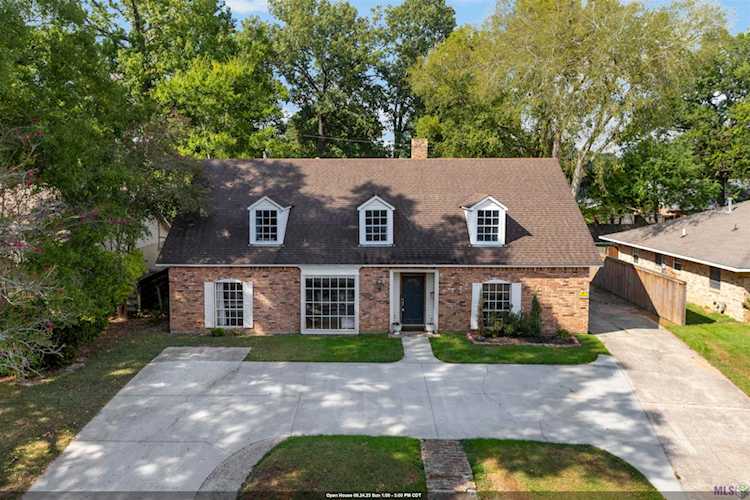 9863 Regency Dr Baton Rouge, LA 70815
