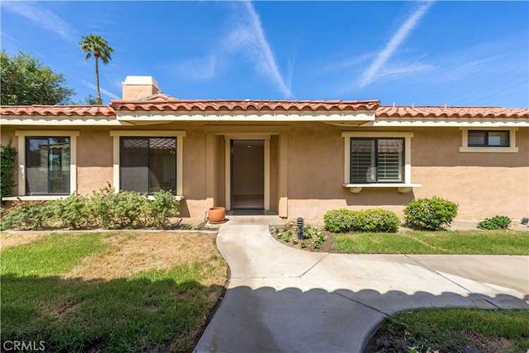 305 San Remo St Palm Desert, CA 92260
