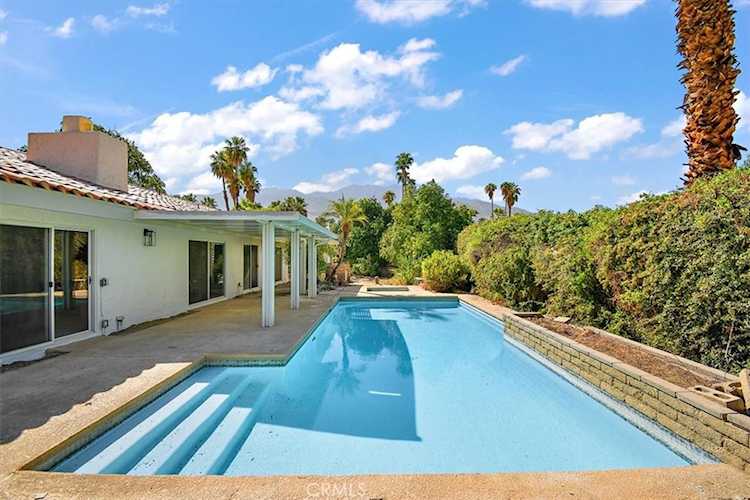 3408 E Loma Vista Circle Palm Springs, CA 92264