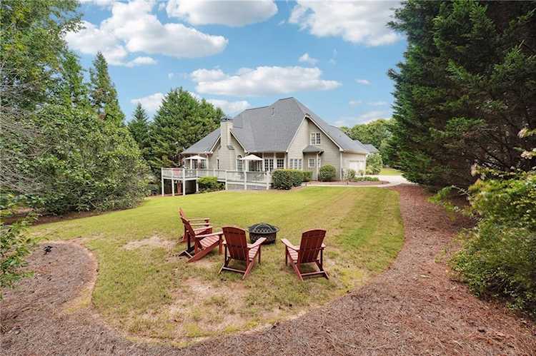 5035 Oakmont Bend Drive Alpharetta, GA 30004