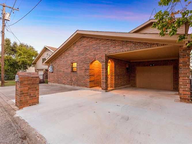 6807 Briar Road Azle, TX 76020