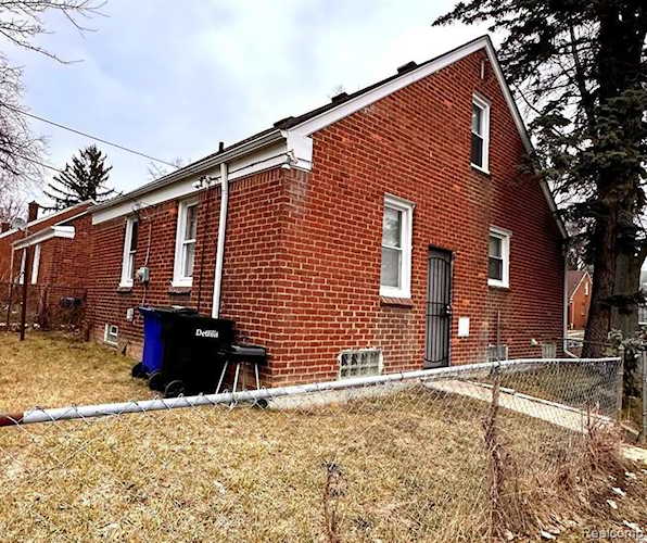 20501 Gilchrist St Detroit, MI 48235 | MLS 20230079894 Photo 1