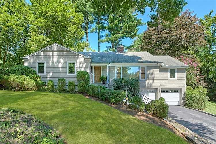 1 Valley View Rd Chappaqua, NY 10514