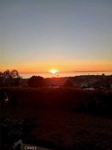 567 Avenida Adobe San Clemente, CA 92672
