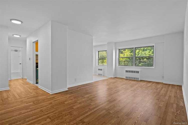 3130 Irwin Ave #2G Bronx, NY 10463
