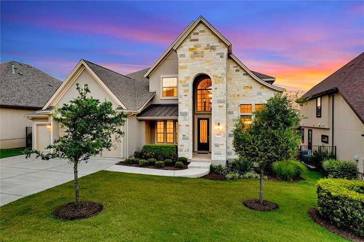 4709 Gallego CIR Bee Cave, TX 78738