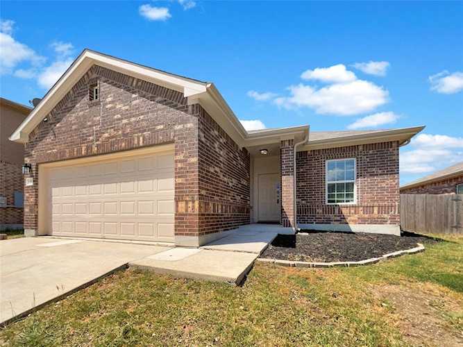 13512 Henneman DR Pflugerville, TX 78660
