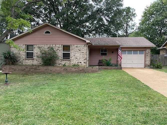 8331 Greenbrook Pkwy Pky Southaven, MS 38671