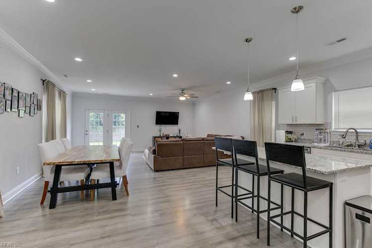 614 Rolfe St Hampton, VA 23661