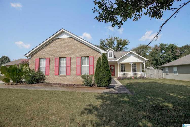 1726 Bradford Lane Bessemer, AL 35022