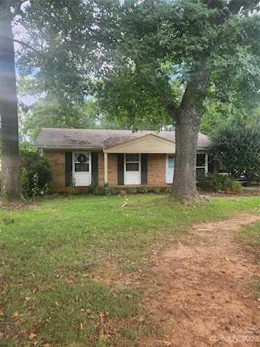 4321 Hancock TerraceCharlotteNC28205Robinhood Woods Photo 1