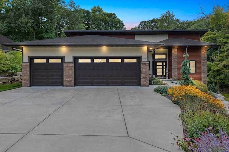 4537 Choctaw Trl Green Bay, Village of Hobart, WI 54313