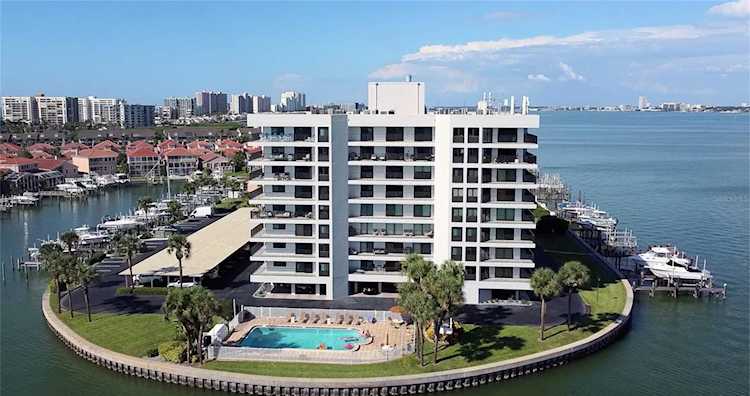 240 Sand Key Estates Dr #225 Clearwater, FL 33767