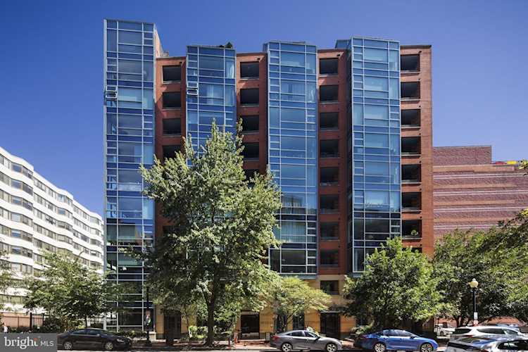 1117 10th St NW #212 Washington, DC 20001