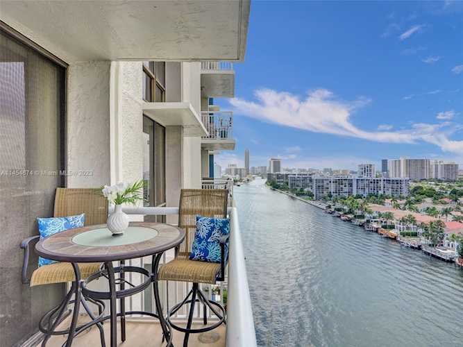1600 S Ocean Dr #15B Hollywood, FL 33019