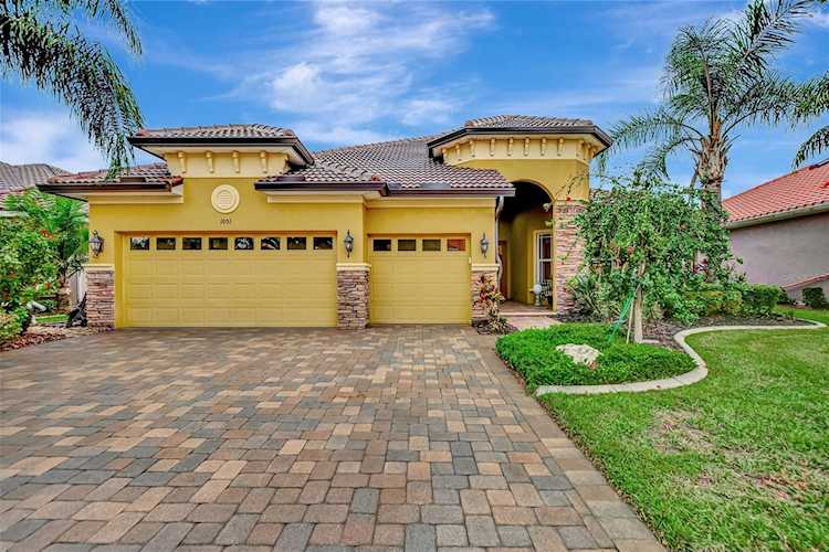 1051 Creek Nine Dr North Port, FL 34291