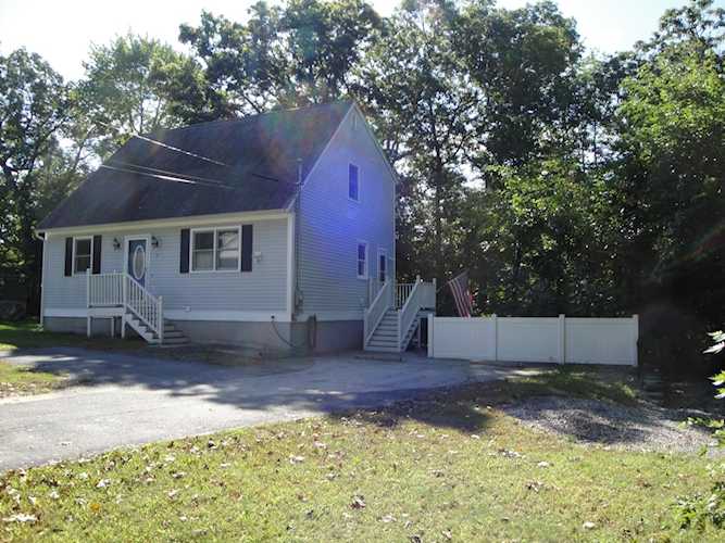 51 Kendall Ave Manchester, NH 03103