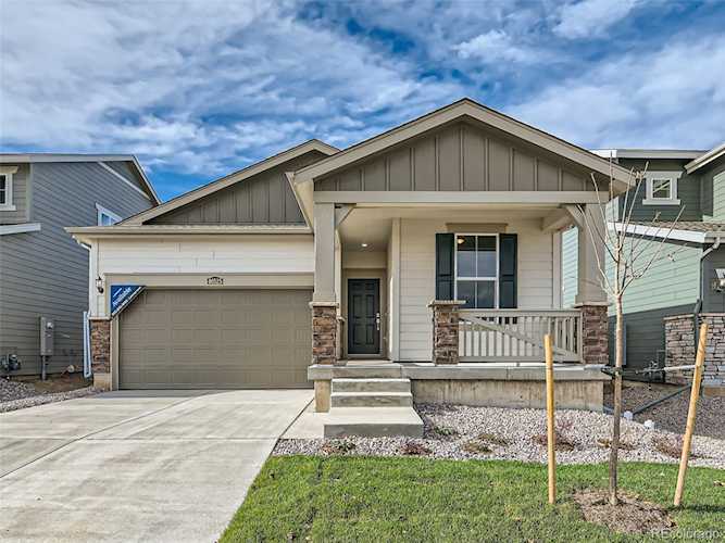 46525 Orchard Dr Bennett, CO 80102