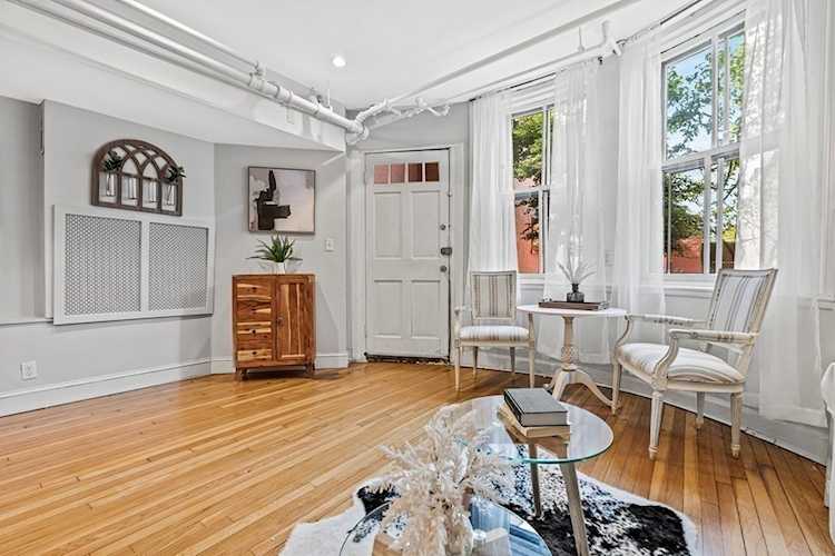 228 Beacon Street #1A Boston, MA 02116