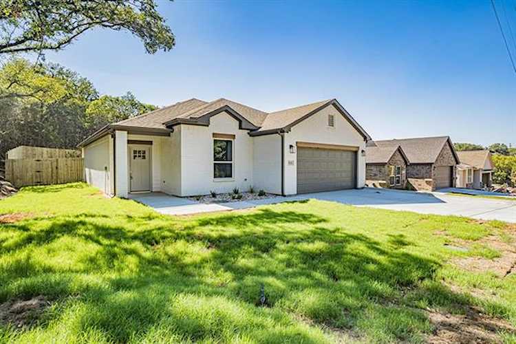 5120 Stoneridge Drive Granbury, TX 76048