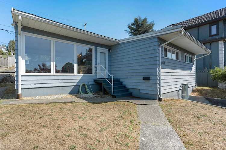 2063 Harrison Drive Vancouver, BC V5P 2P7