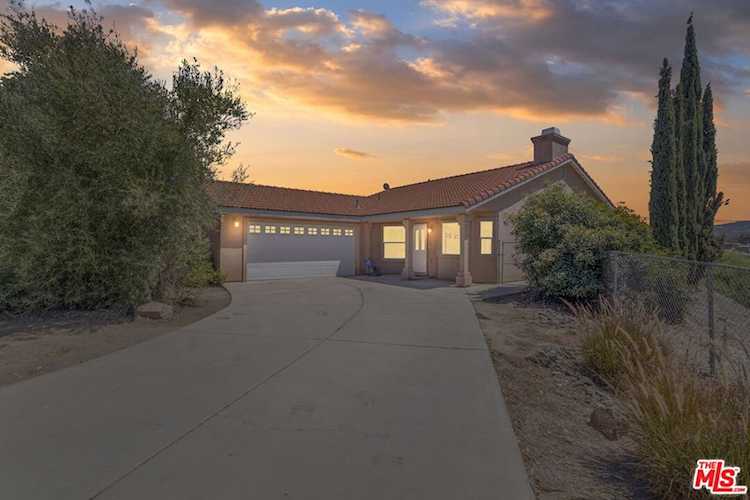 23055 Hecht Rd Menifee, CA 92587