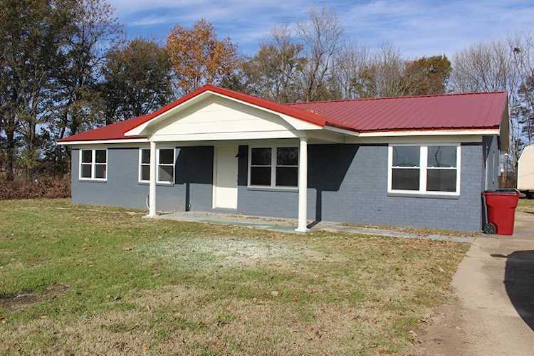 15645 Hwy 32 W Charleston, MS 38921