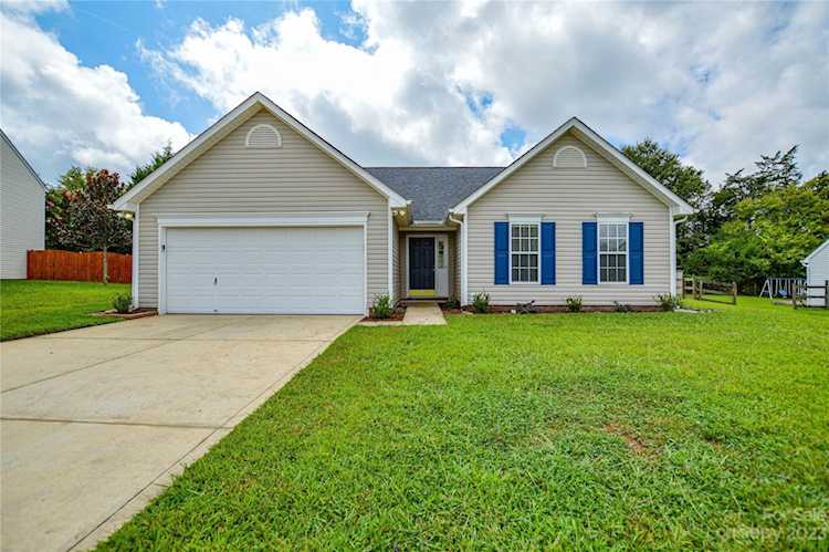 2121 Genesis Dr Monroe, NC 28110 | MLS 4061752 Photo 1