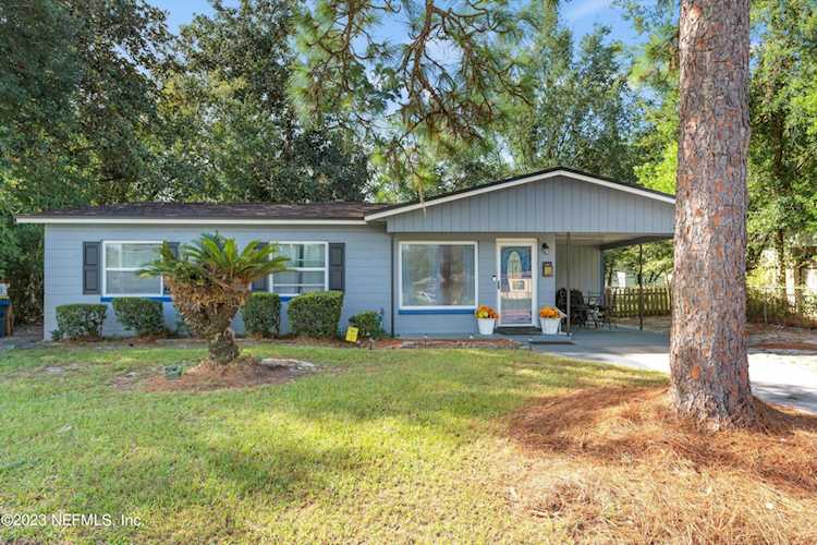 2504 Leonid RD Jacksonville, FL 32218
