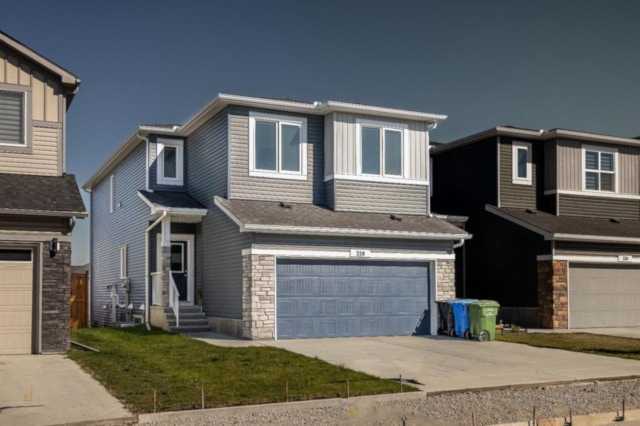 326 NE Corner Meadows Way Calgary, AB T3N 1Y5