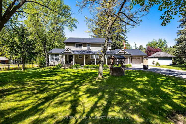 117 Arnold Cres Richmond Hill, ON L4C 3R7