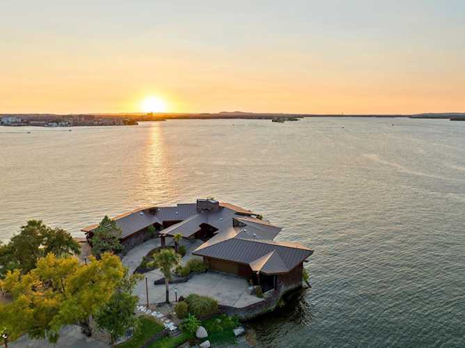 122 Estate Dr Horseshoe Bay, TX 78657