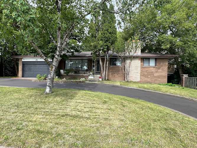84 Henderson Ave Markham, ON L3T 2K8