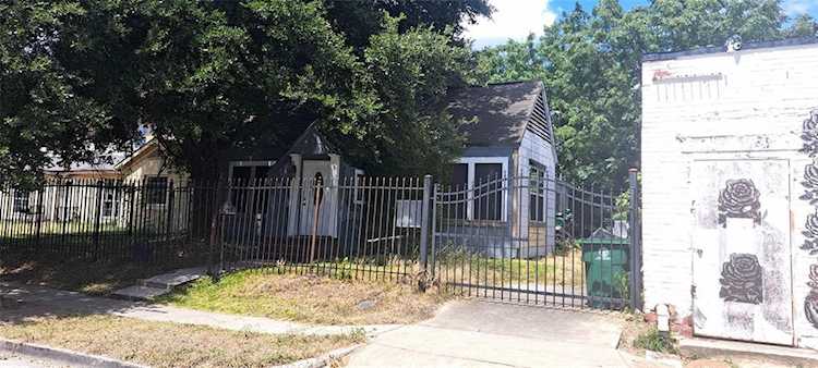3806 Briley St Houston, TX 77004