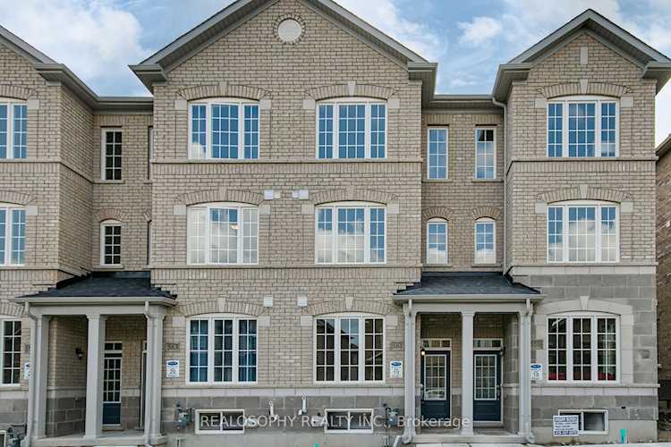 561 Whites Hill Ave Markham, ON L6B 1N9