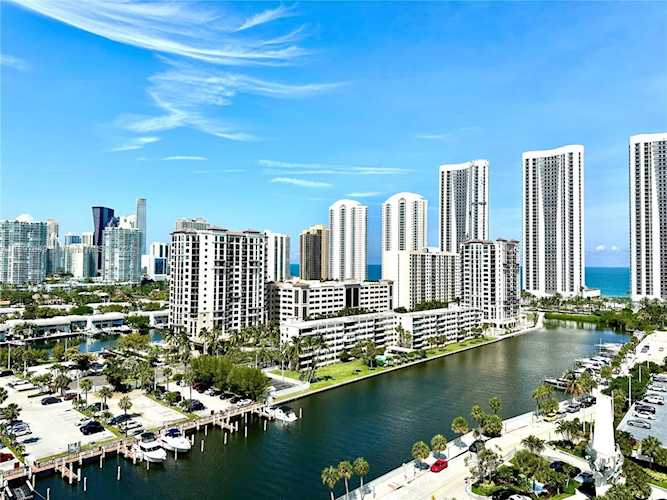 500 Bayview Dr #1531 Sunny Isles Beach, FL 33160
