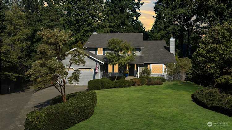 3126 213th Place SE Sammamish, WA 98075 | MLS® 2160050 Photo 1