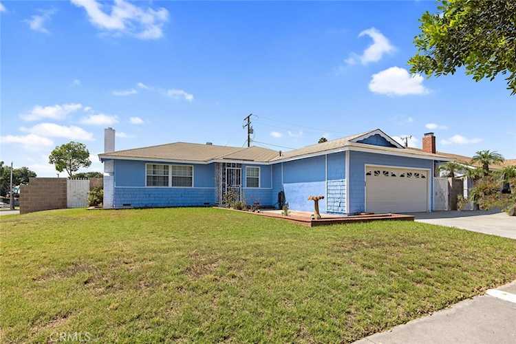 19111 Annalee Ave Carson, CA 90746