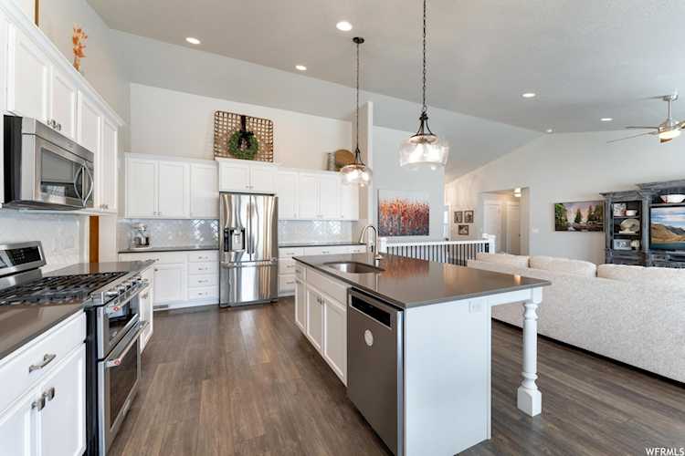 603 N Echo Way Saratoga Springs, UT 84045