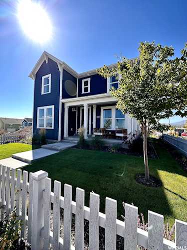 6727 W Meadow Grass Dr S South Jordan, UT 84009