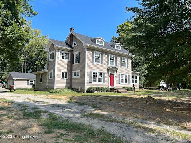 325 Wood Rd Louisville, KY 40222