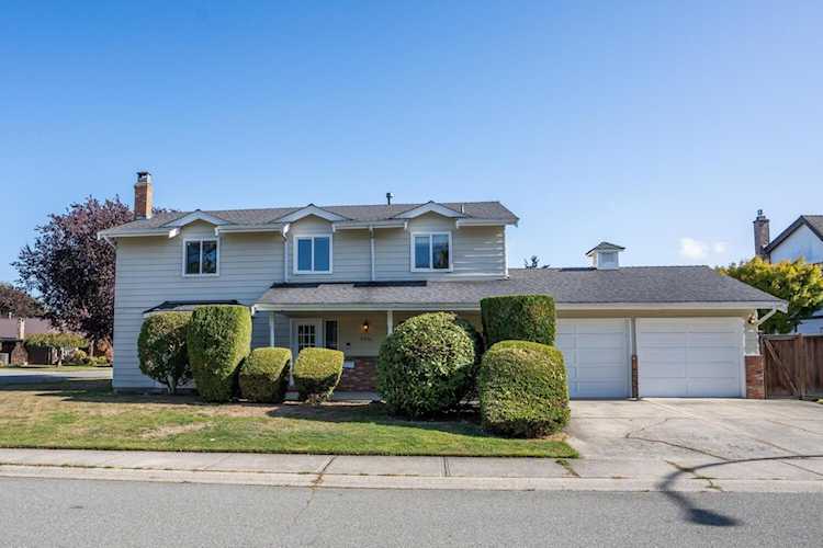 5376 Chamberlayne Way Delta, BC V4K 4C6