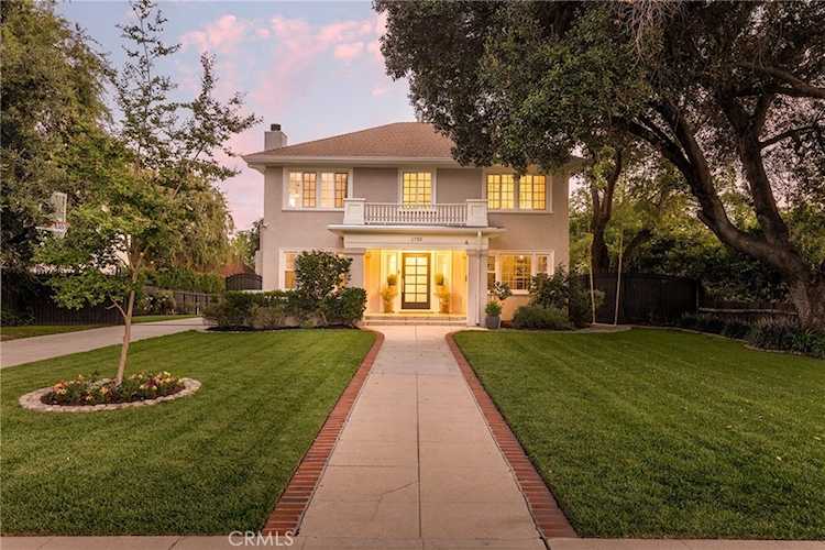 1732 E Mountain St Pasadena, CA 91104