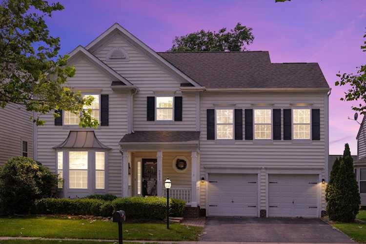 5681 Sugarwood Drive New Albany, OH 43054