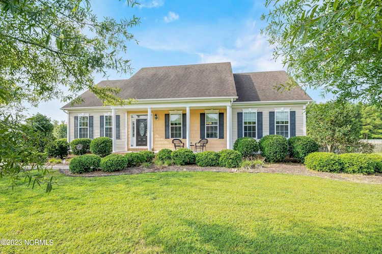 226 Moyock Landing Dr Moyock, NC 27958