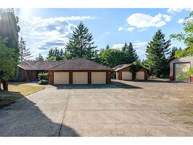 3508 NE 275th AVE Camas, WA 98607