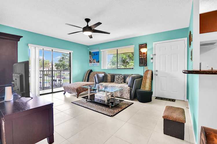 545 Trace Circle #201 Deerfield Beach, FL 33441