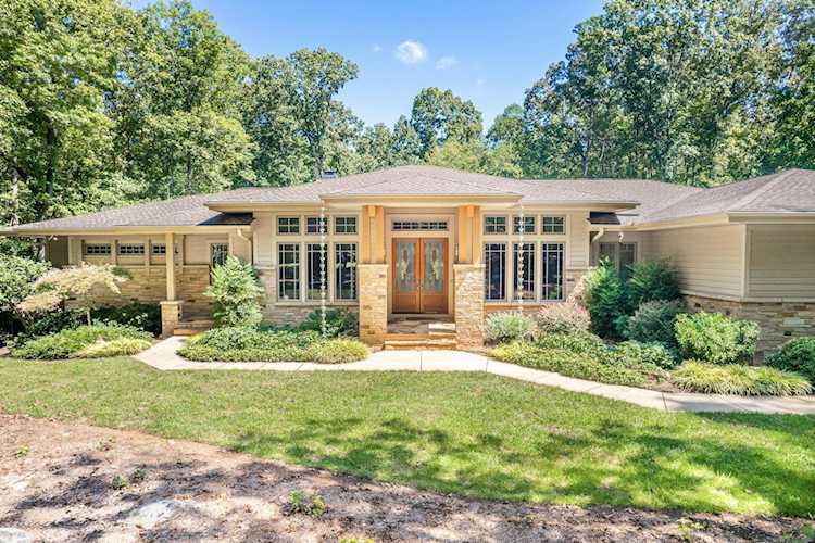 410 Woodgate Drive Chapel Hill, NC 27516