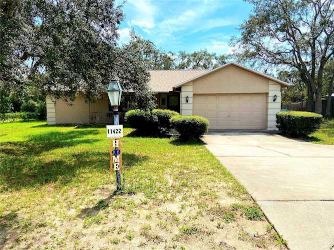 11422 Spring Hill Dr Spring Hill, FL 34609